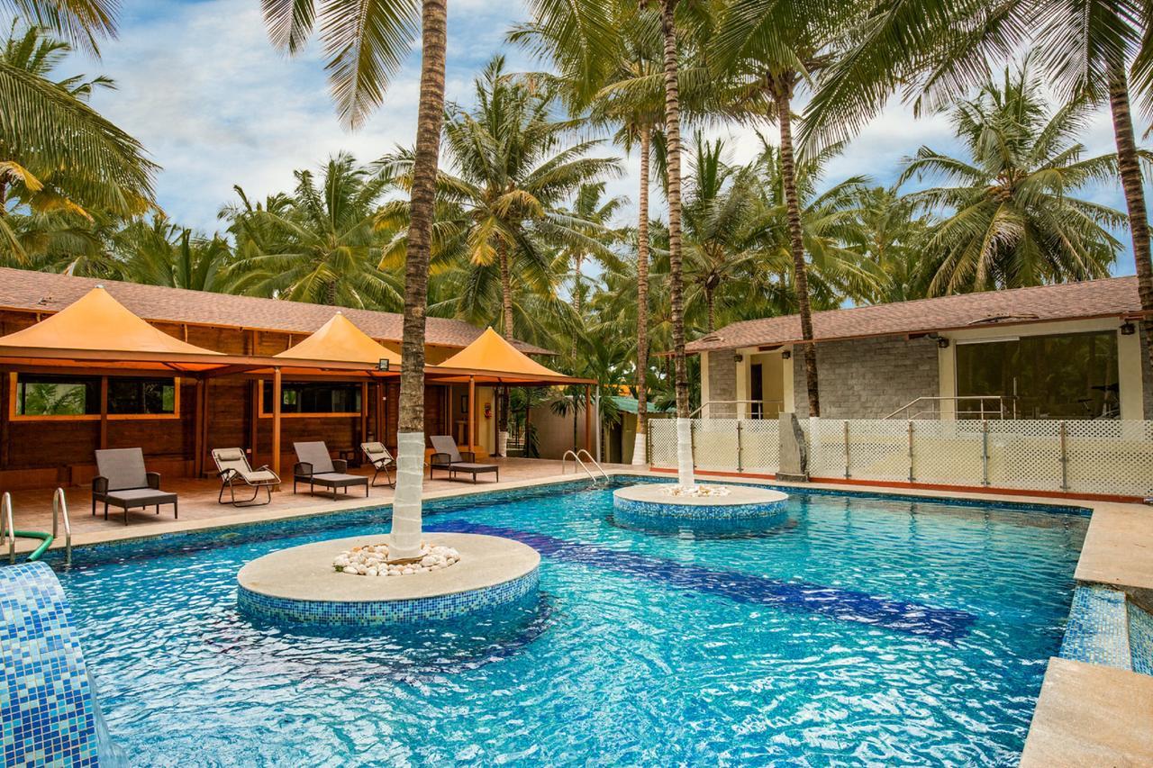 Sterling Anaikatti Hotel Varagampadi Bagian luar foto